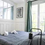 Cosy And Calm Suite With A Terrasse In Montmartre