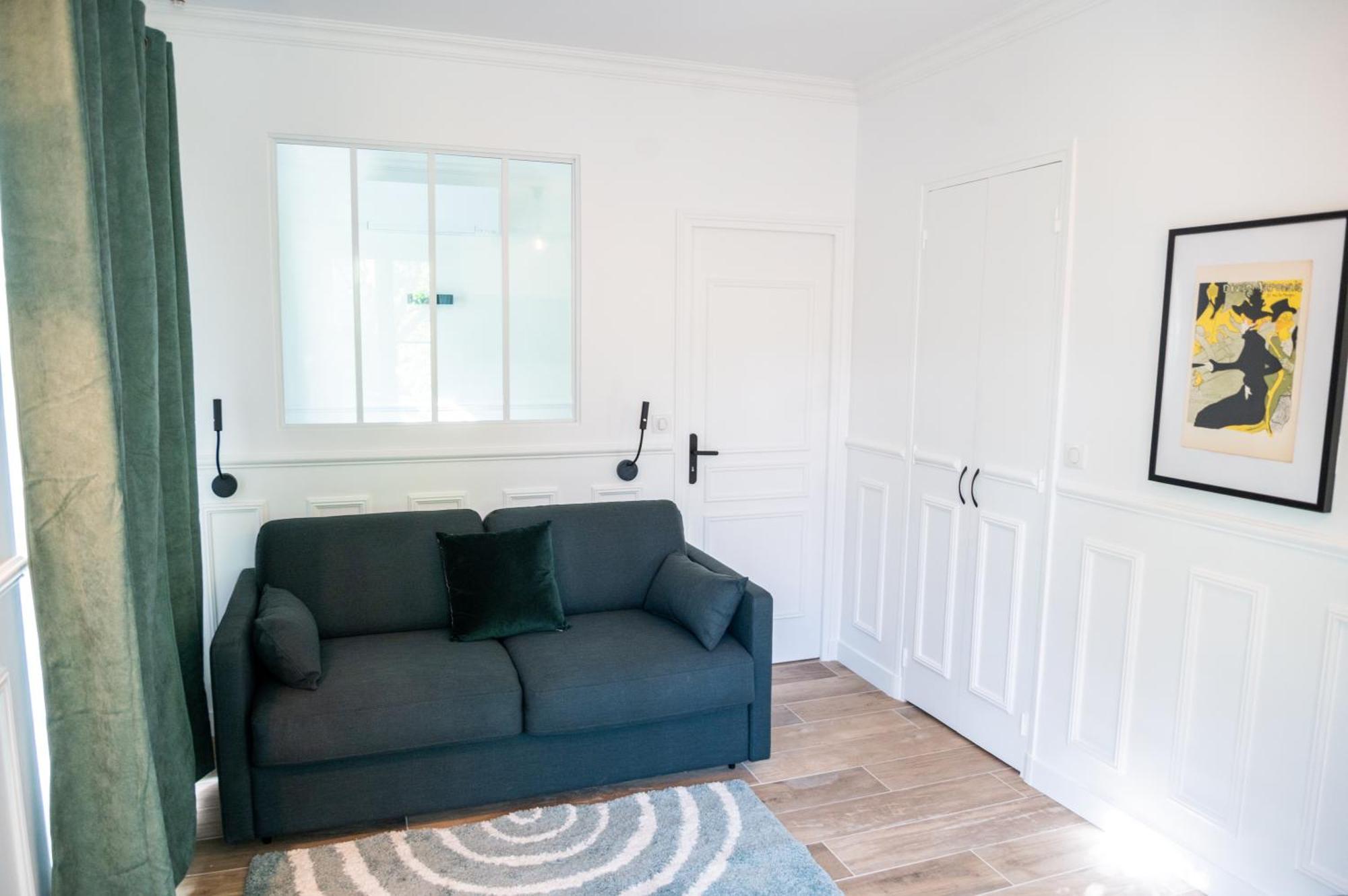 Homestay Cosy And Calm With A Terrasse In Montmartre Paris